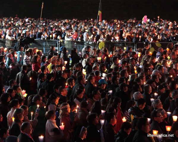 procession lourdes