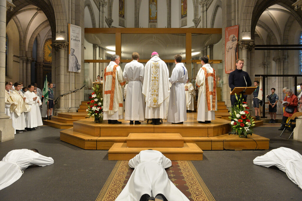 ordinations diaconales paris 2022