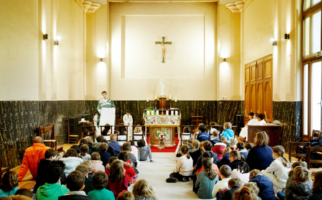 Père martin de laubadere lors de la messe du patronage 